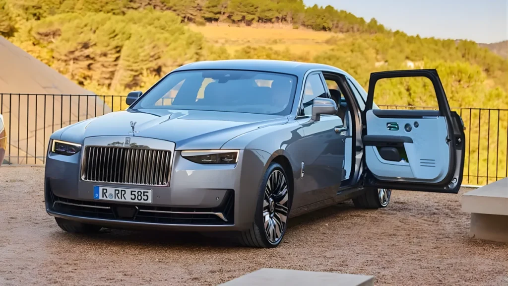 2025 Rolls-Royce Ghost