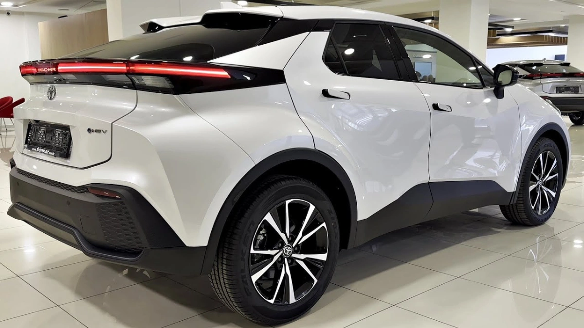 2025 Toyota C-HR
