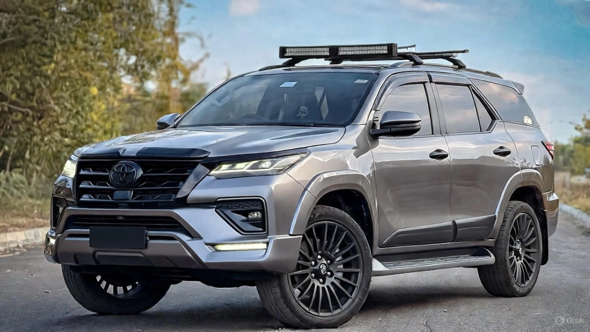 Toyota Fortuner Legender